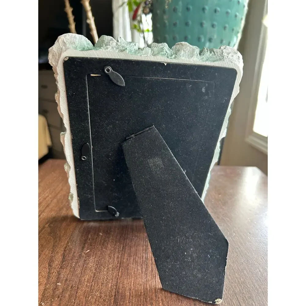 Pier one vintage style